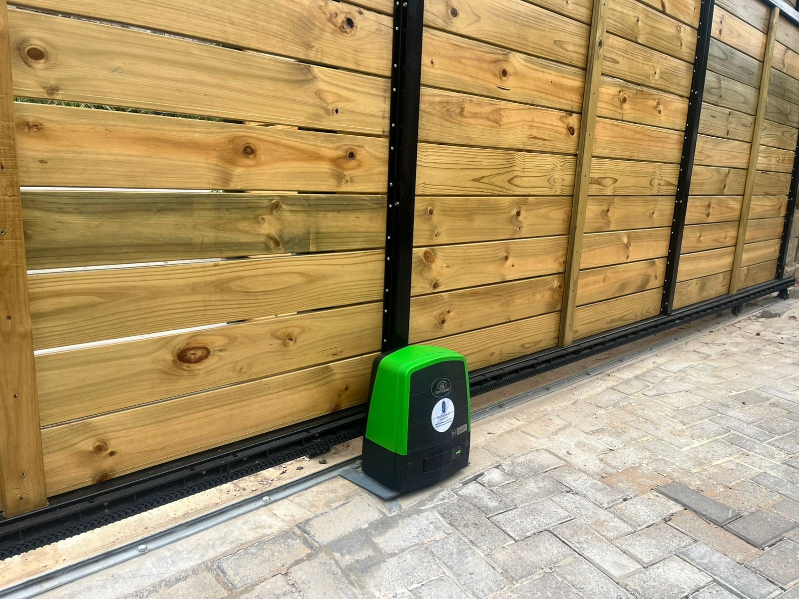 Automated timber sliding gate with Centurion motor
